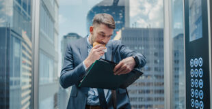 Jak powstrzymać jedzenie pod wpływem stresu